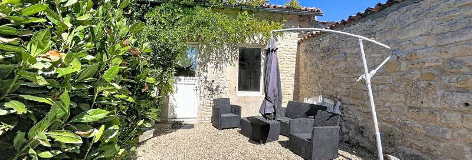 Maison 2 Pièces 41 m² à vendre à Saint-Pierre-de-Juillers (17400)