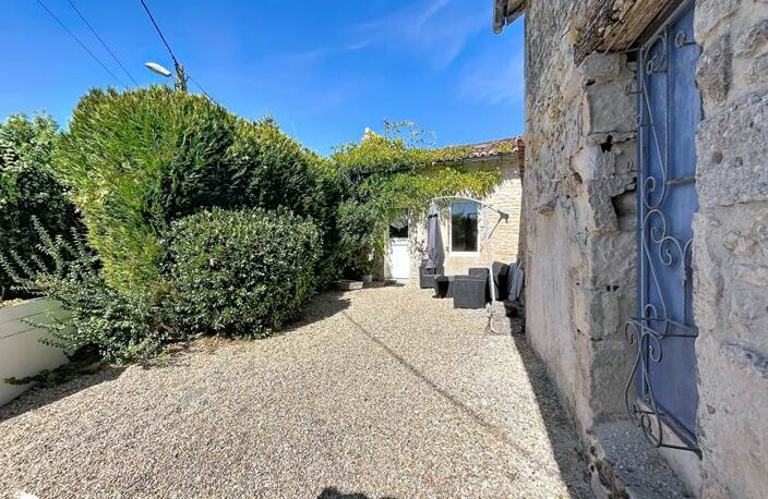 Maison en pierre de 2 pièces principales — photo 4