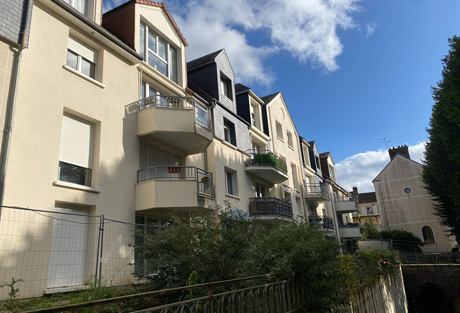 Appartement Evreux T3 de 73 m² avec Cave et Parking — photo 1