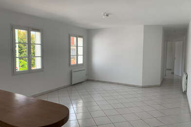 Appartement 3 pièces 585 €