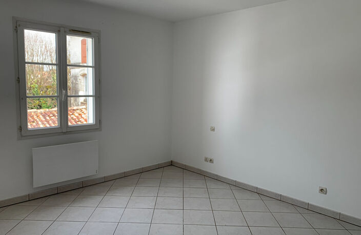 Appartement 2 chambres - JONZAC Centre Ville — photo 5
