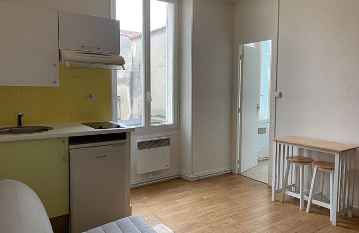 Studio 15 m²  - Jonzac Centre Ville — photo 2