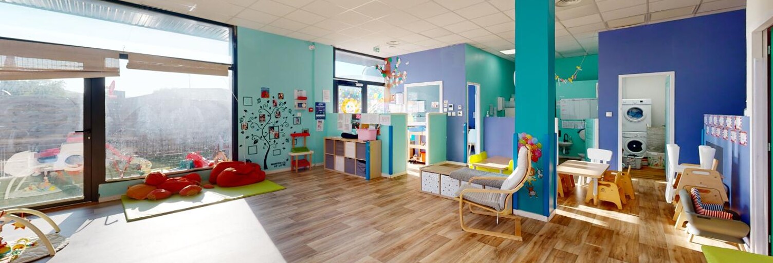Commerce  144 m² à vendre à Auriol (13390)
