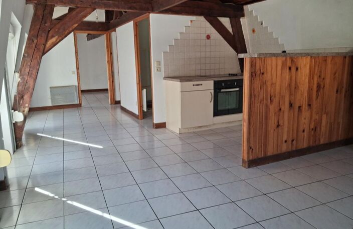 Appartement À Louer centre ville Marennes — photo 2