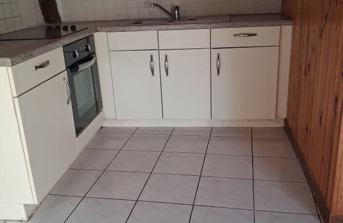 Appartement À Louer centre ville Marennes — photo 3