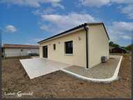 Maison à vendre de plain pied 3 pièces deux chambres sans travaux finition premium sur la commune du FLEIX (24) — photo 2
