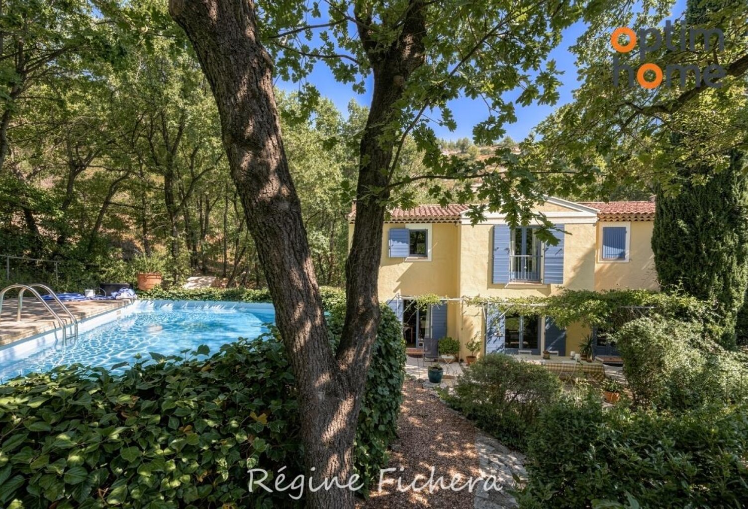 Puyloubier — Maison d'architecte au pied de la montagne Sainte-Victoire — photo 1