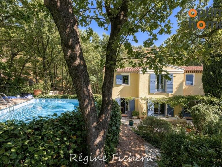 Puyloubier — Maison d'architecte au pied de la montagne Sainte-Victoire — photo 1