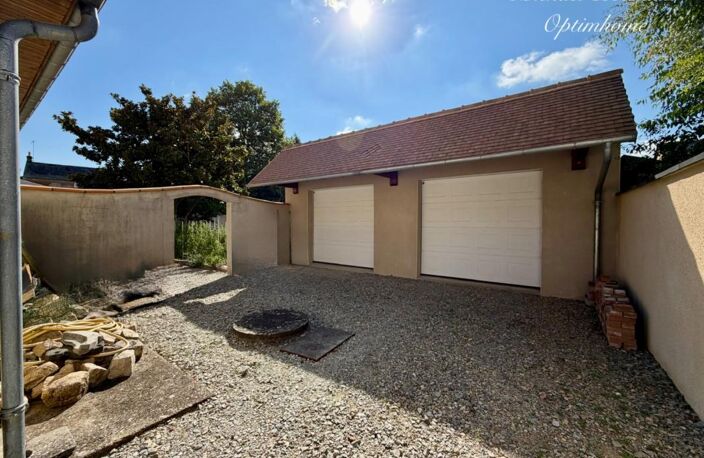 EXCLUSIVITÉ – LE LUDE – Maison 4 chambres - Vie de plain-pied - 3 garages - Terrain clos - Centre-ville à pied — photo 4