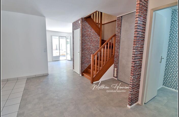✨SOUS COMPROMIS - PLUS DISPONIBLE À LA VENTE✨ EN EXCLUSIVITÉ – Maison 3 chambres avec jardin et garage à Saint-Sébastien-de-Morsent — photo 4