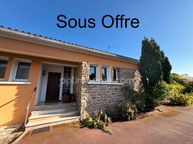 Propriété familiale 5 pièces au cœur d'un véritable parc de 2 158 m² - LA ROCHELLE (17) — photo du bien