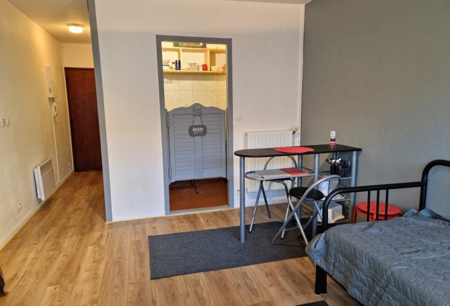 T1 — photo 1
