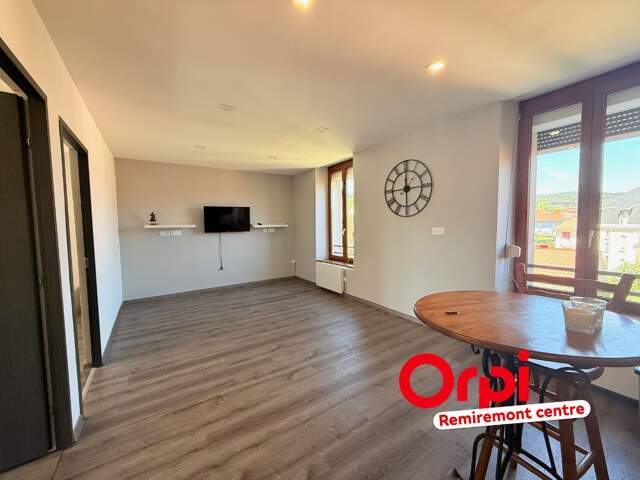 Appartement À Vendre — photo du bien