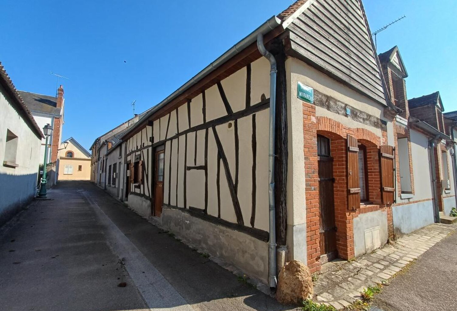 Charmante Maison de Bourg à Lorris ! — photo 1