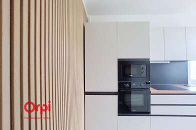Appartement 3 pièces 263700 €