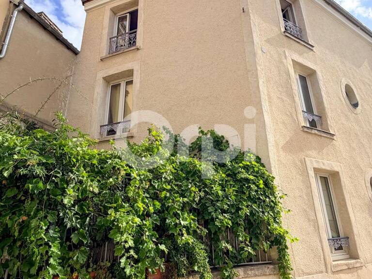 Maison ancienne avec cour et cave a vendre sur Vernouillet — photo 1