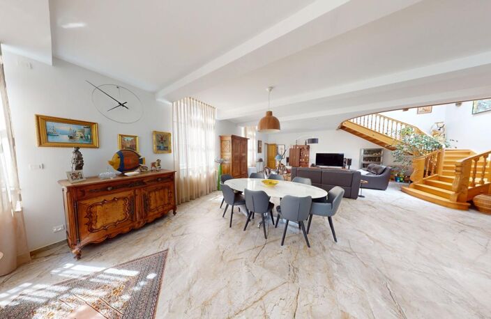 Thionville Appartement Dupleix comme une maison  À Vendre — photo 2