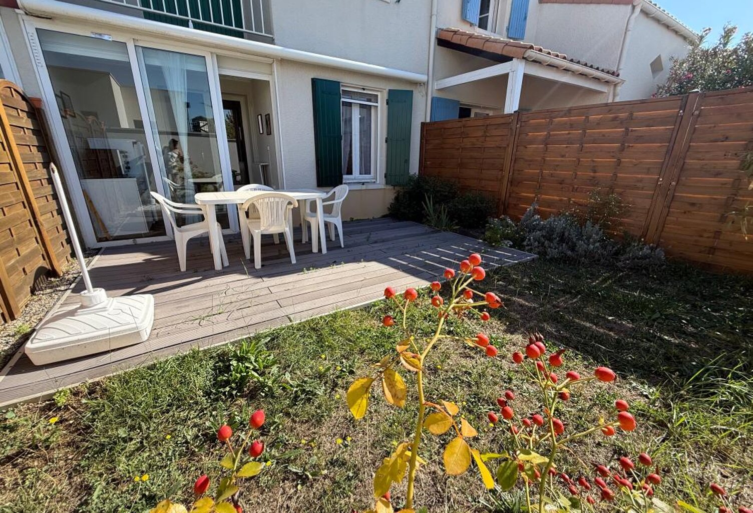 Appartement avec terrasse et jardinet - Vendu meublé — photo 1