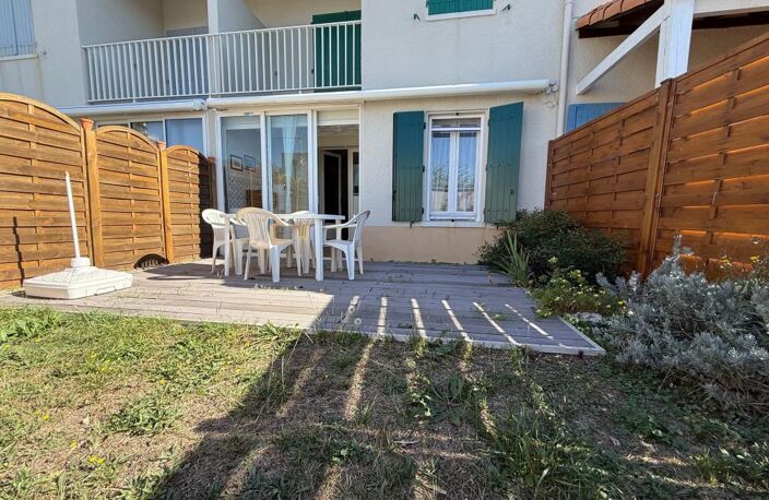 Appartement avec terrasse et jardinet - Vendu meublé — photo 2