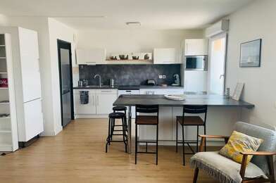 Appartement 3 pièces 836 €