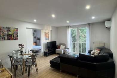 Appartement 3 pièces 700 €