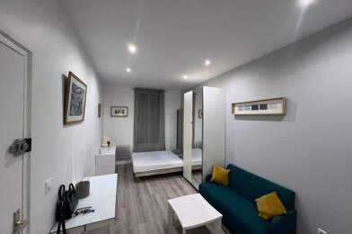 Appartement 1 pièces 830 €