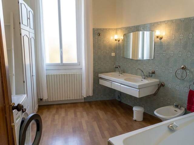 Appartement de 105m2 à louer sur Bordeaux — photo du bien