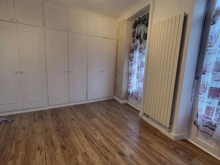 Studio de 35m2 à louer sur Saintes — photo 1