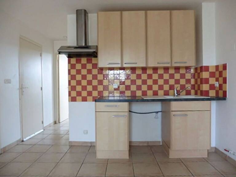 Appartement de 70m2 à louer sur Sévérac d'Aveyron — photo 1