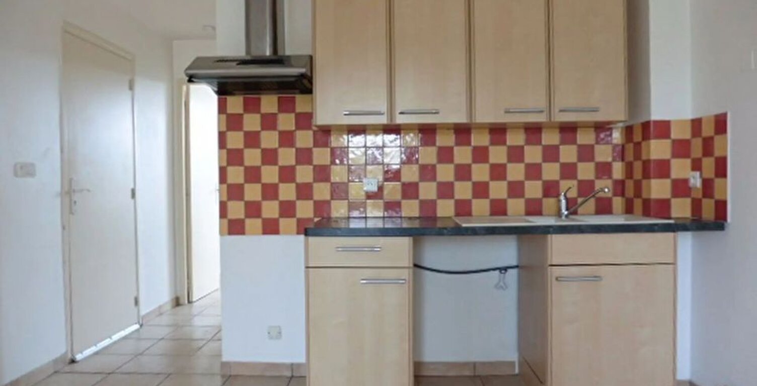 Appartement de 70m2 à louer sur Sévérac d'Aveyron — photo 1
