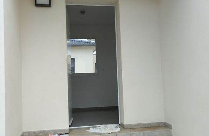 Maison de 90m2 à louer sur Penta-di-Casinca — photo 2