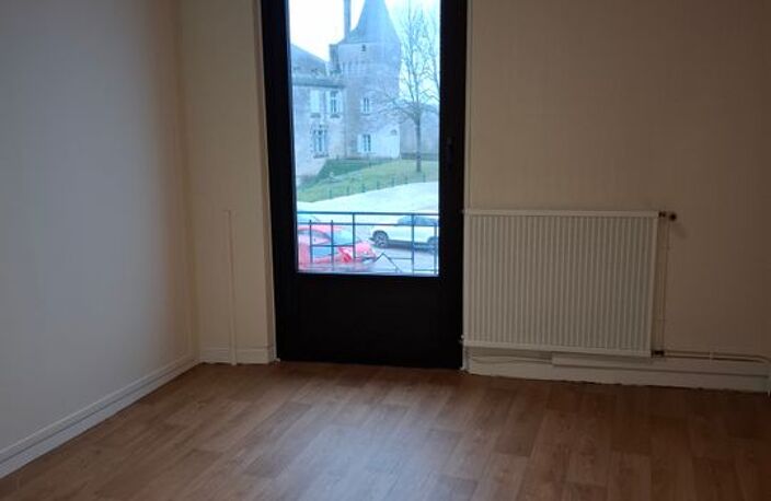 Appartement de 96m2 à louer sur Jonzac — photo 4
