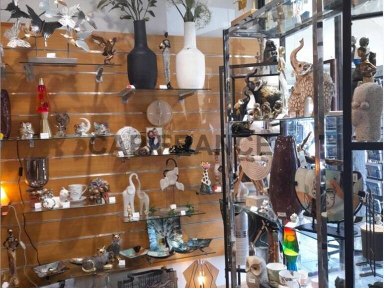 Fonds de commerce à vendre GUINGAMP (22) — photo 1