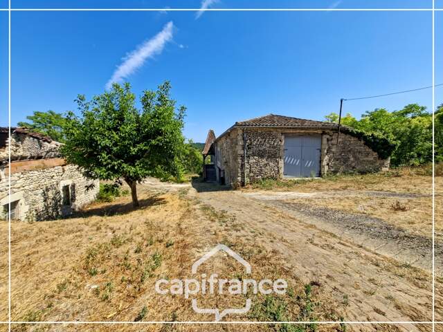 Propriété à  TOUFFAILLES (82) — photo du bien