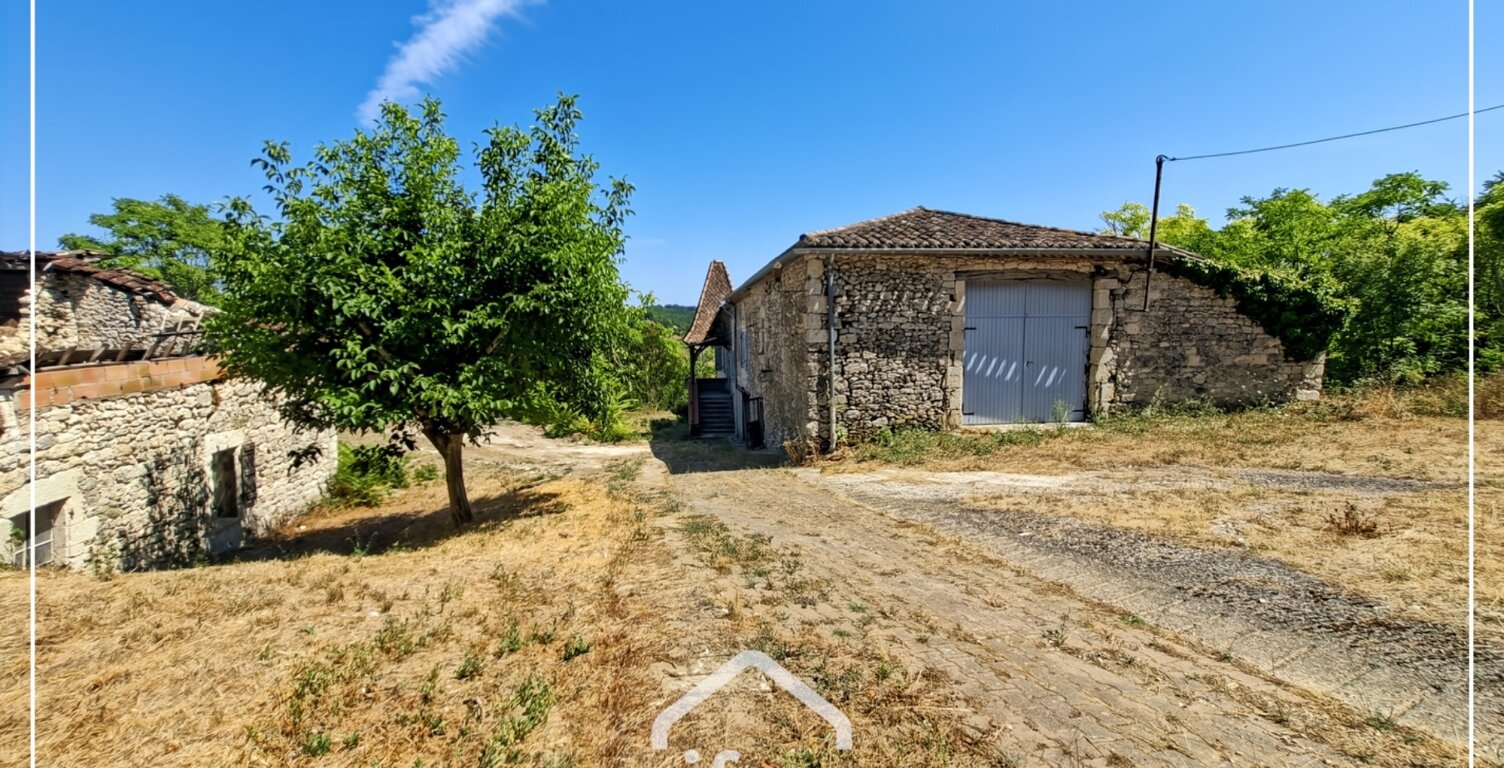 Propriété à  TOUFFAILLES (82) — photo 1