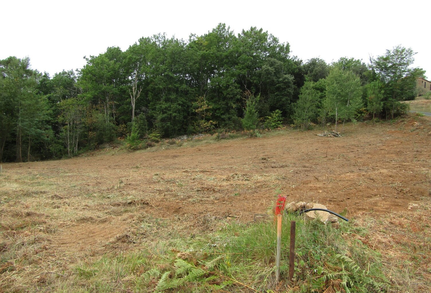 Terrain sur Sarlat dans un environnement très calme — photo 1