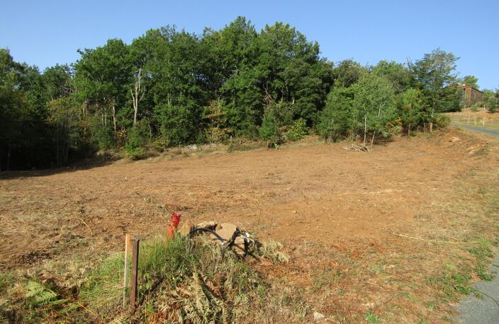 Terrain sur Sarlat dans un environnement très calme — photo 2