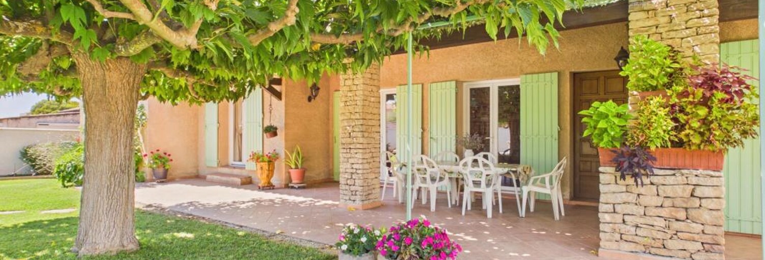 Maison 8 Pièces 198 m² à vendre à Charleval (13350)