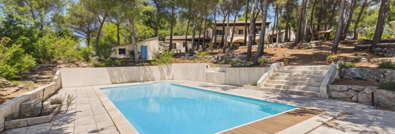 Maison 8 Pièces 256 m² à vendre à Ventabren (13122)