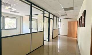 Bureau  92 m² à louer à Vitrolles (13127)