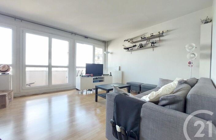 T2 — photo 4