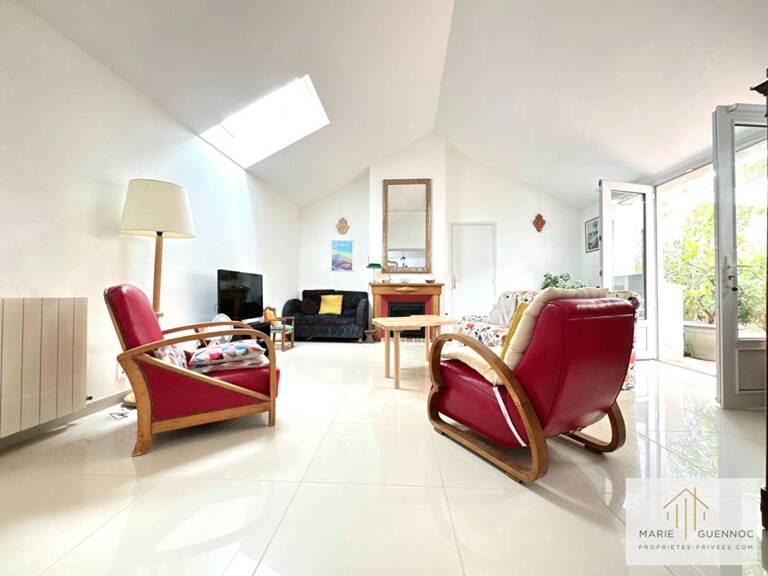 Maison de ville secteur Zola à Nantes 8 pièce(s) 179 m2 avec garage et jardin — photo 1
