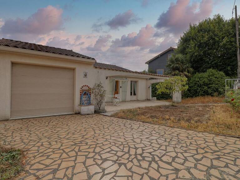 Maison de plain-pied de 110 m² - 3 chambres - Garage - Véranda -Terrain de 682 m² — photo 1