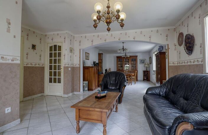 Maison de plain-pied de 110 m² - 3 chambres - Garage - Véranda -Terrain de 682 m² — photo 5