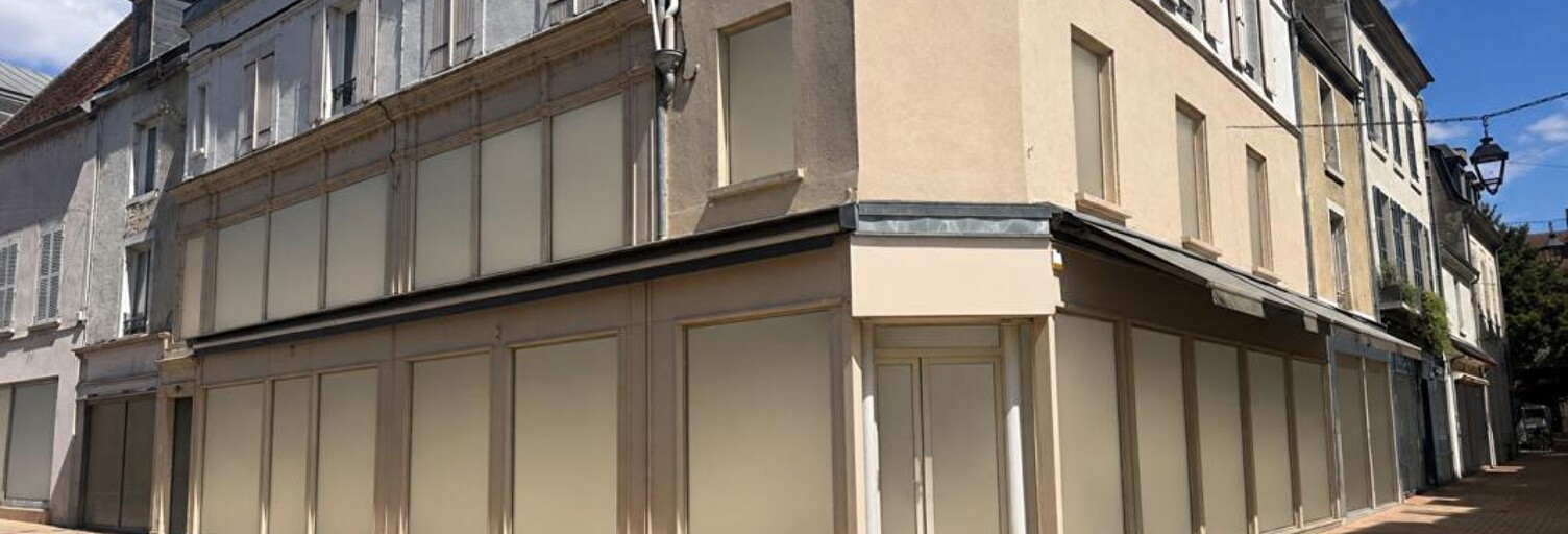 Immeuble  310 m² à vendre à Cosne-Cours-sur-Loire (58200)
