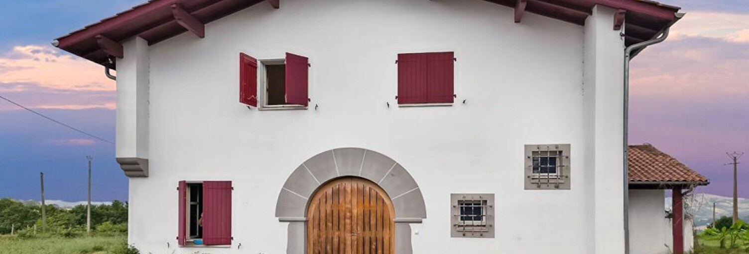 Maison 7 Pièces 307 m² à vendre à Saint-Palais (64120)