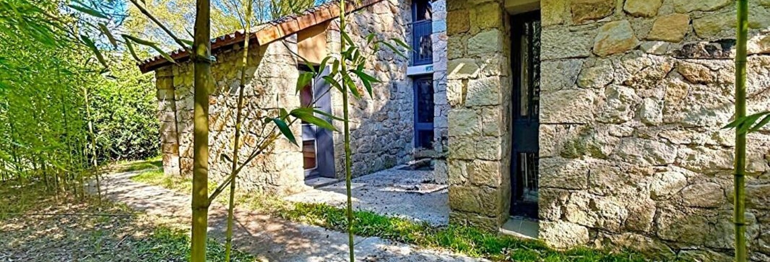 Maison 3 Pièces 40 m² à vendre à Les Vans (07140)