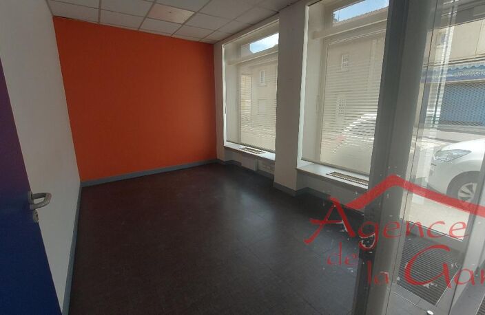 Vente immeuble  200 m² Sézanne (51120) — photo 3
