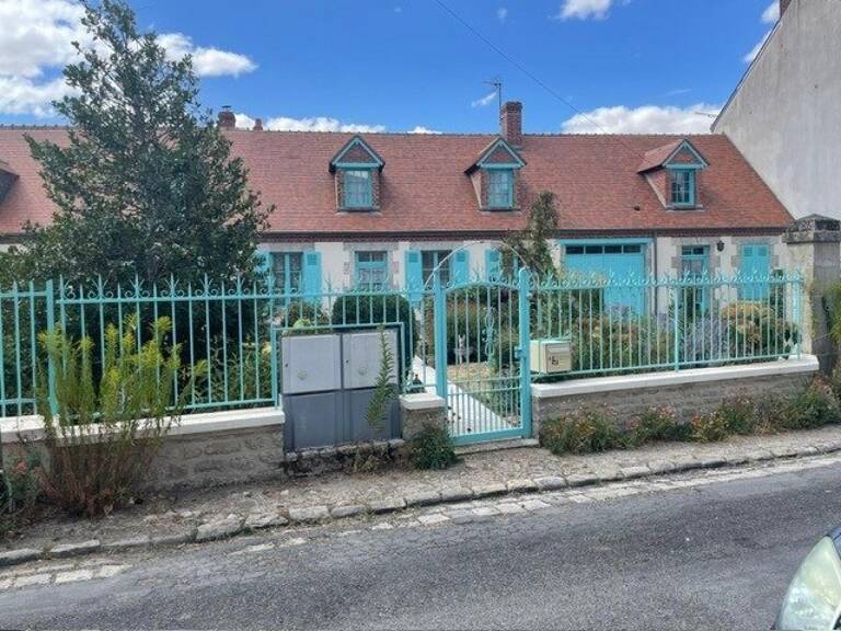 Maison de village de 184 m² en parfait état — photo 1