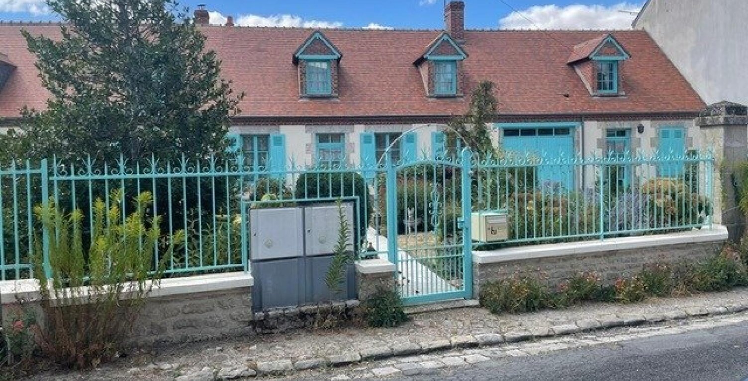 Maison de village de 184 m² en parfait état — photo 1